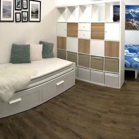 Apartman Mlade Buky * Mladé Buky