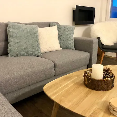 Apartman Mlade Buky شقة ملاده بوكي