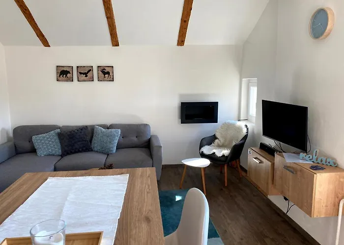 Apartman Mlade Buky Lägenhet *